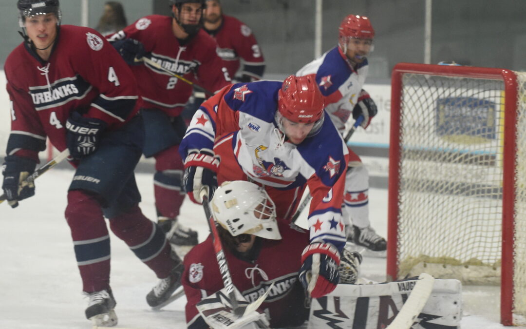 Rebels win 5 – 2 to sweep weekend series over Ice Dogs