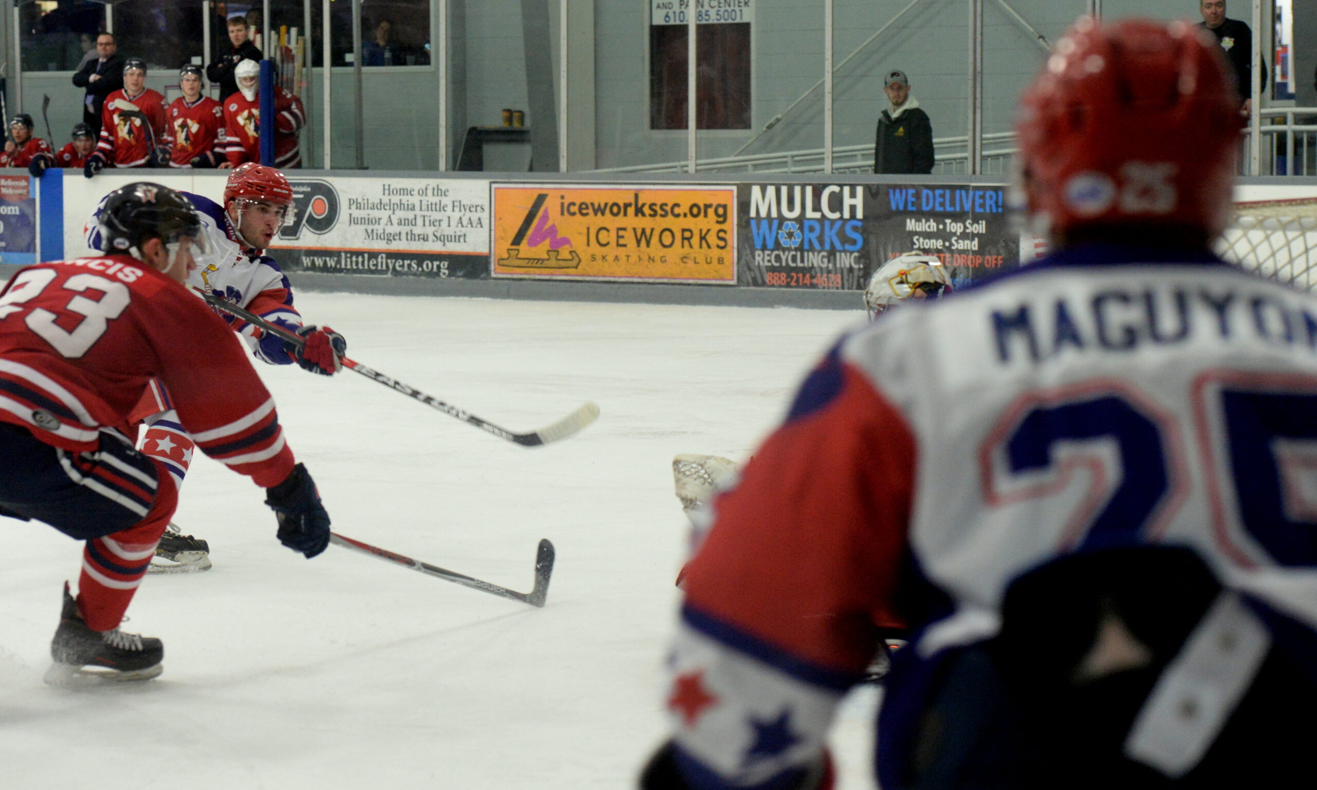 Rebels win 3 – 2 to complete weekend sweep over Tomahawks