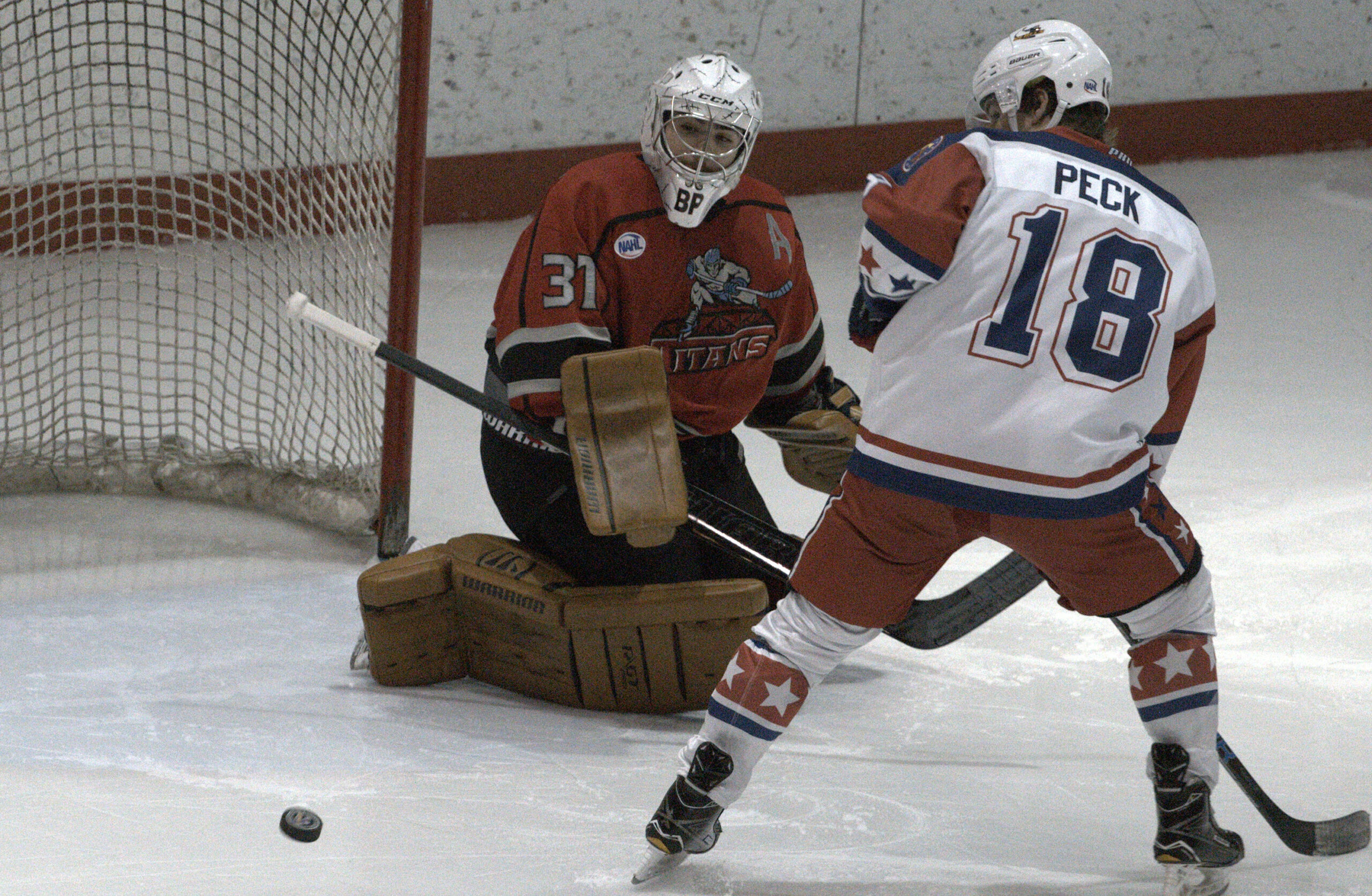 Perrone steals game for Titans in 4 – 2 win over Rebels