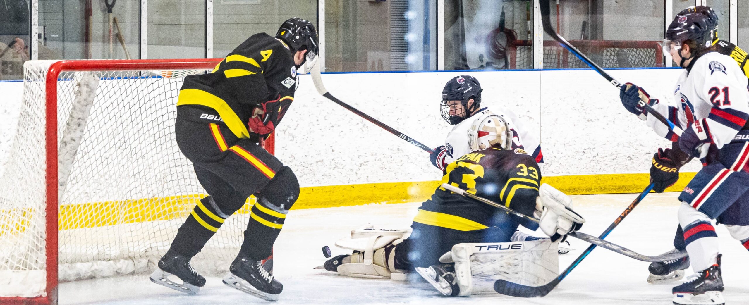 Black Bears Blank Rebels 1 – 0 in goaltenders’ duel