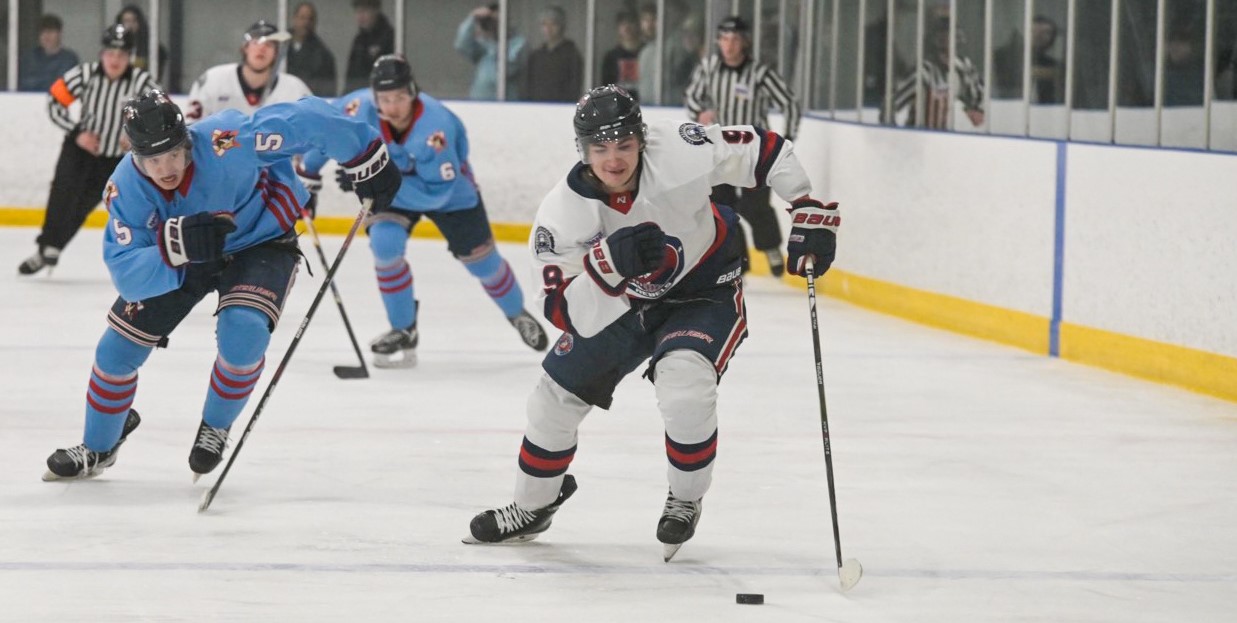 Late goal dooms Rebels in 7 – 5 loss to Tomahawks