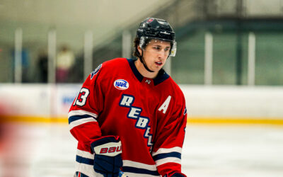 Rebels Surge Past Tomahawks 6-2 with Three-Goal Second Period